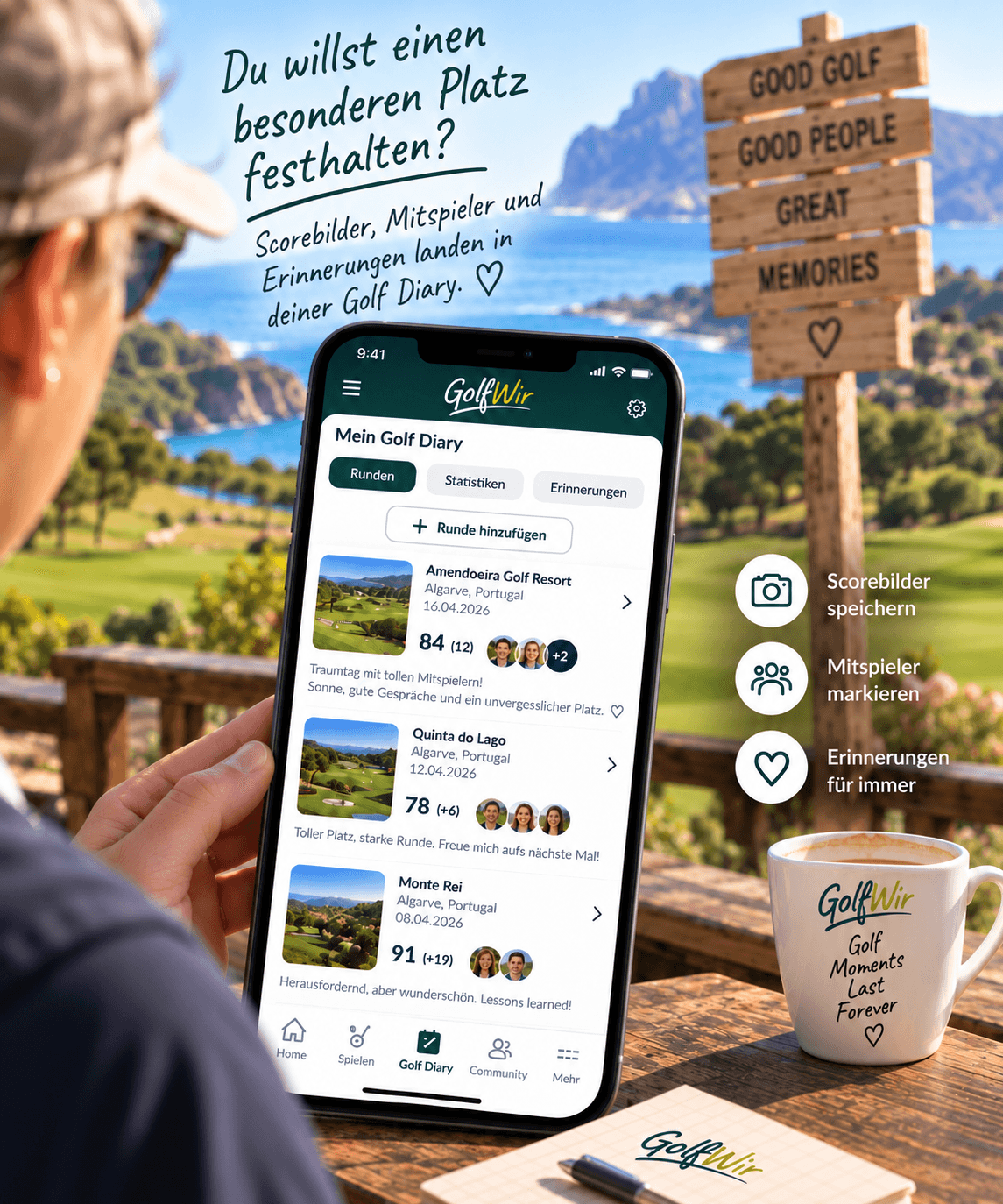 Golfer hält das Handy mit seinem GolfWir Diary, dahinter Platz und Meer